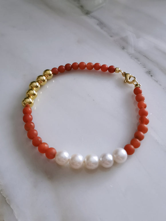 White & Gold, Matt Nanhang Agate Beaded Bracelet